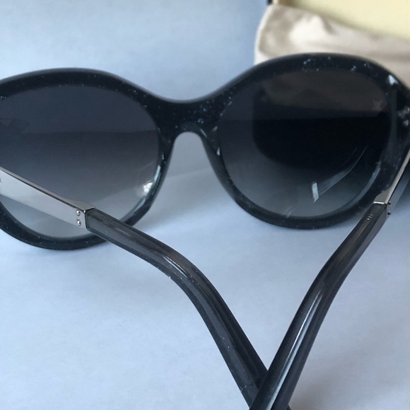 Authentic Louis Vuitton Petit Soupçon Cat Eye - Picture 6 of 7